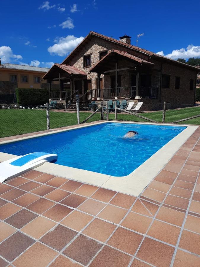 Casa De *